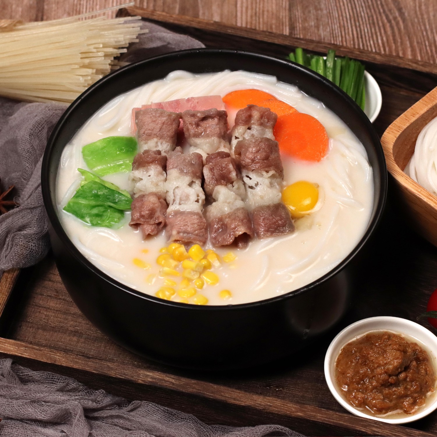 17年品牌运营经验，众多加盟商家的诚挚选择。状元米线，餐饮创业好项目，全国合作热线：400-967-2208