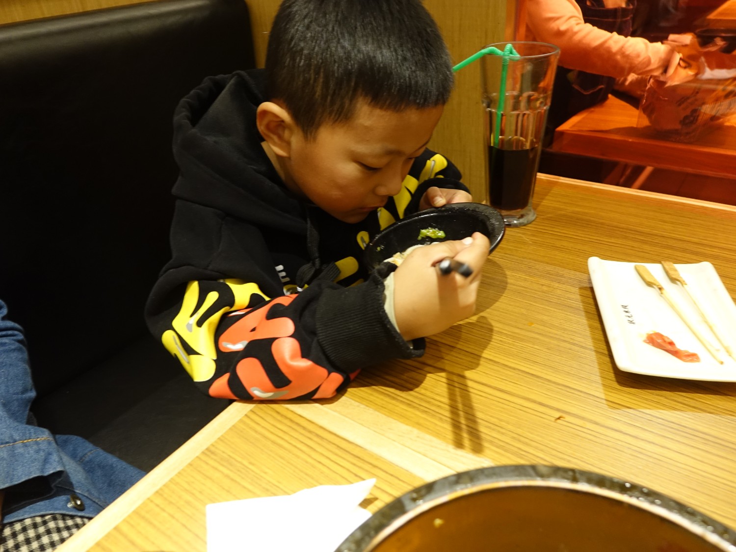 17年品牌运营经验，众多加盟商家的诚挚选择。状元米线，餐饮创业好项目，全国合作热线：400-967-2208