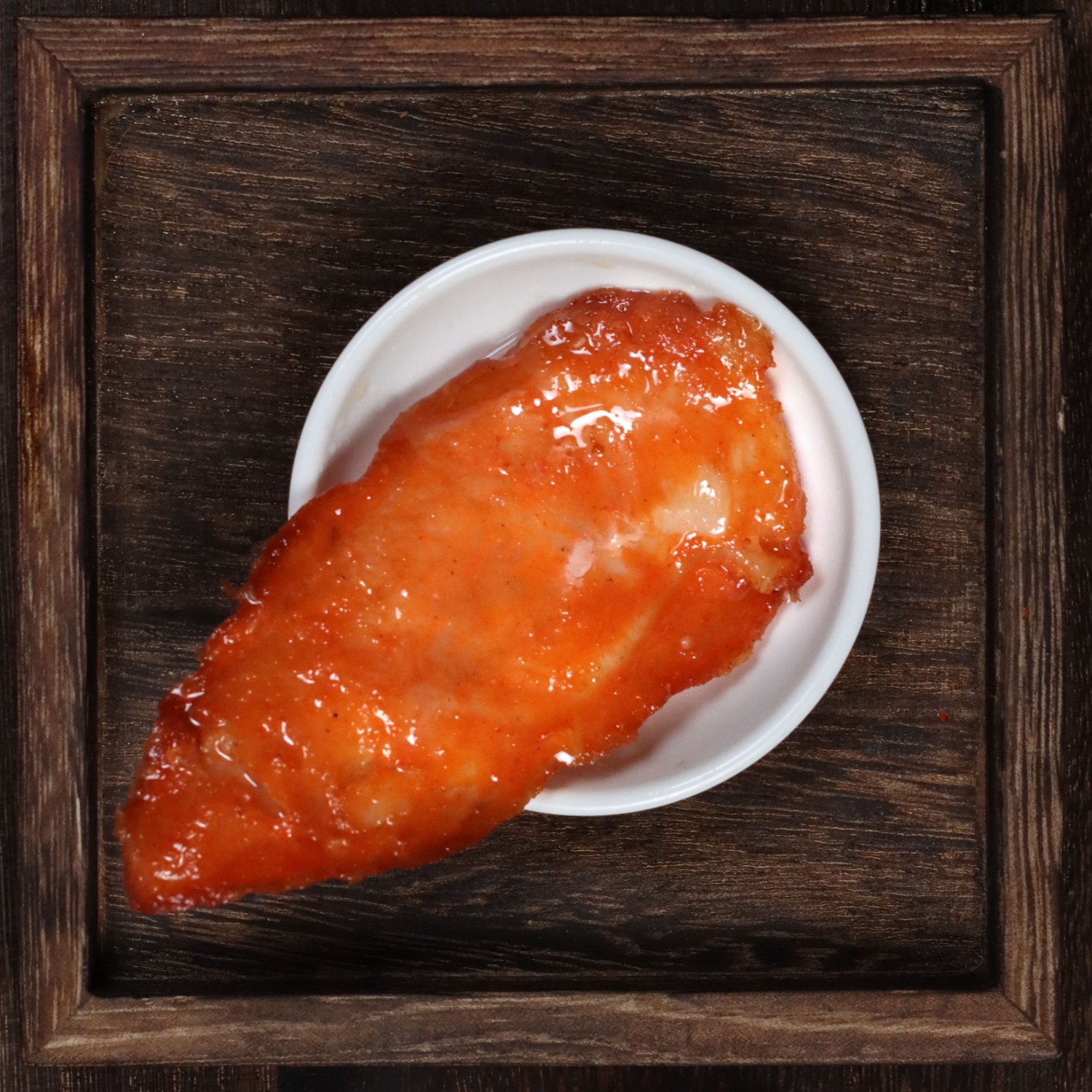 所有营运物料都有公司统一配发，保证味道统一，出餐快