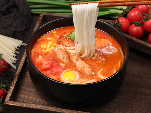 状元米线招商加盟火热进行中,30平方米起可立店,简单好操作,欢迎随时来总部考察,全国合作热线:400-967-2208